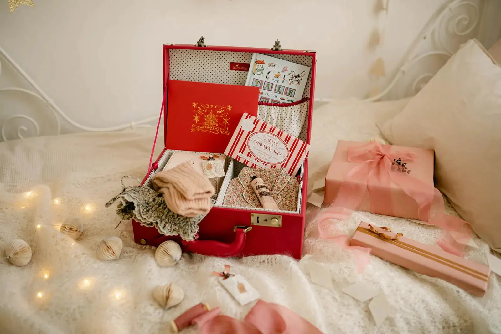 Keepsake Memory Case - Red Berry