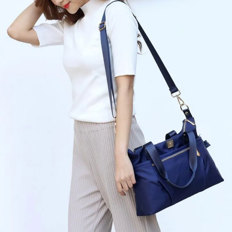 Women's Nylon Solid Colored Shoulder Bag
